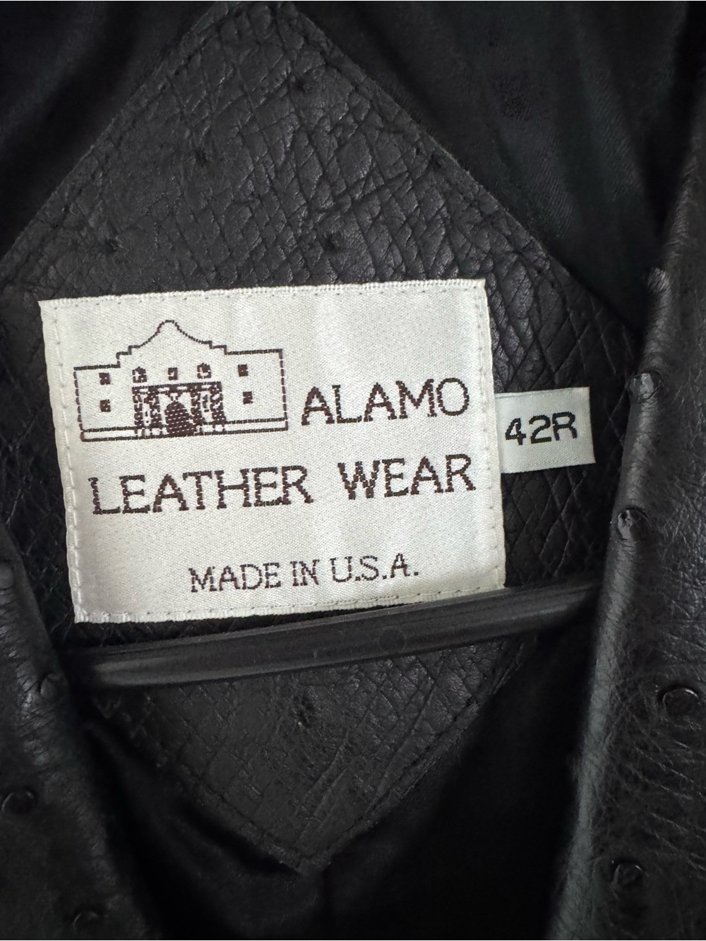 ALamo Learher Black Leather Vest with Textured Ostrich-Style Panels - Picture 4 of 12